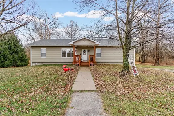 8846 SE Hwy 69 Street, Cameron, MO 64429