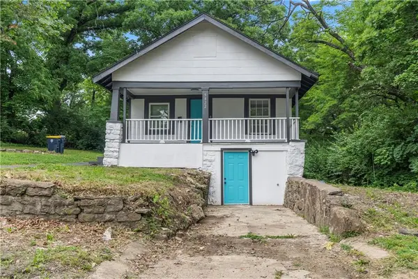 5822 Agnes Avenue, Kansas City, MO 64130