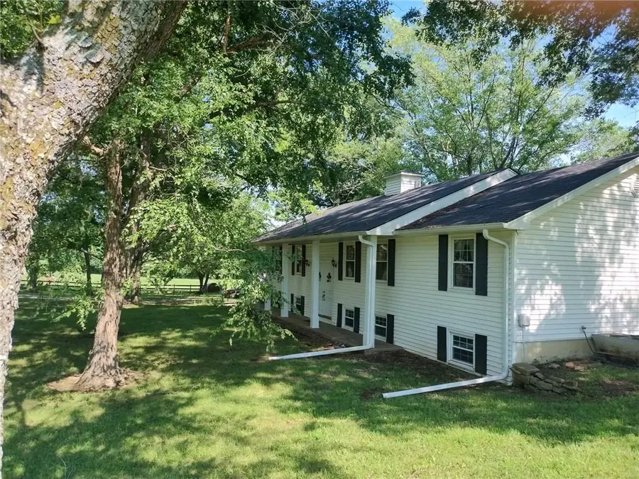 25807 E State Route 58 Street, Pleasant Hill, MO 64080 - Image #3