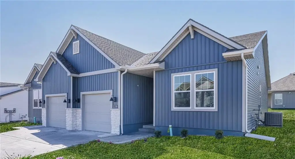 27309 Acacia Drive, Lees Summit, MO 64086 - #1