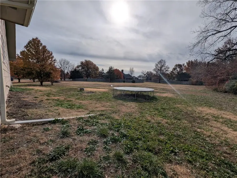 1201 S 29th Street, Parsons, KS 67357 - Image #3