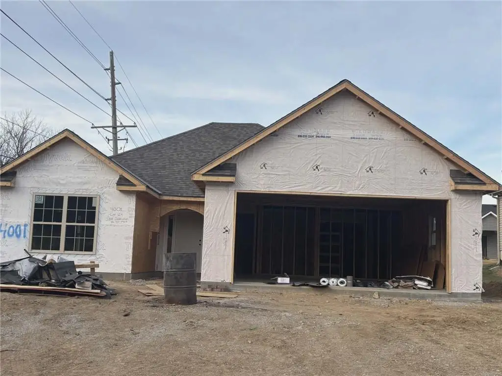 4001 Stacey Way Court, Saint Joseph, MO 64505 - Image #1