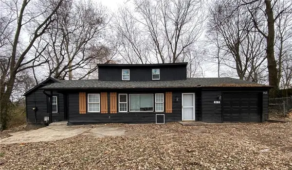 913 S Hocker Avenue, Independence, MO 64050