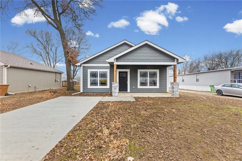 832 E Hamblin Street, Ottawa, KS 66067 - #1
