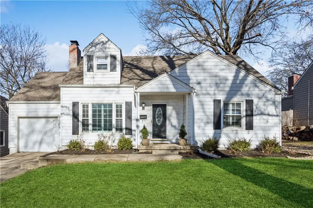 2910 W 73rd Terrace, Prairie Village, KS 66208 - Image #1