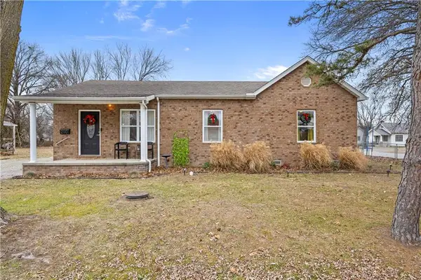 210 Jefferson Street, Frontenac, KS 66763