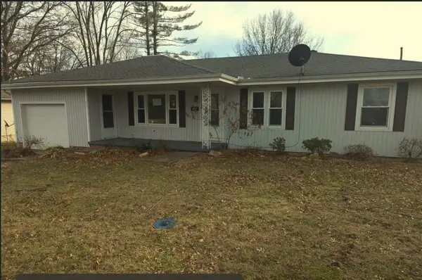 407 W 29th Street, Higginsville, MO 64037