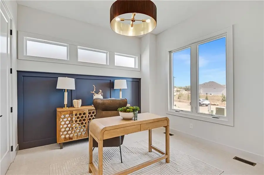 22097 W 93rd Terrace, Lenexa, KS 66220 - Image #3