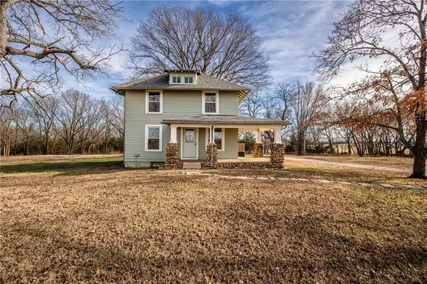 39635 Pleasant Valley Road, Osawatomie, KS 66064