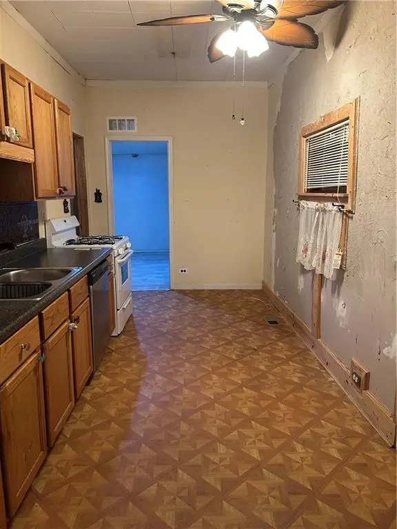 125 S Brookside Street, Independence, MO 64053 - Image #2