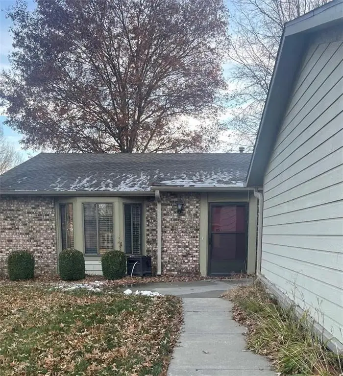 1321 W Campbell Boulevard, Raymore, MO 64083 - Image #1