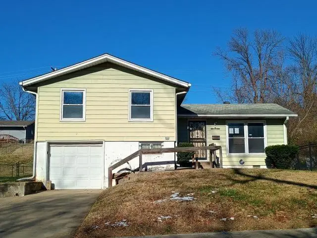 3912 E 47th Terrace, Kansas City, MO 64130 - Image #1