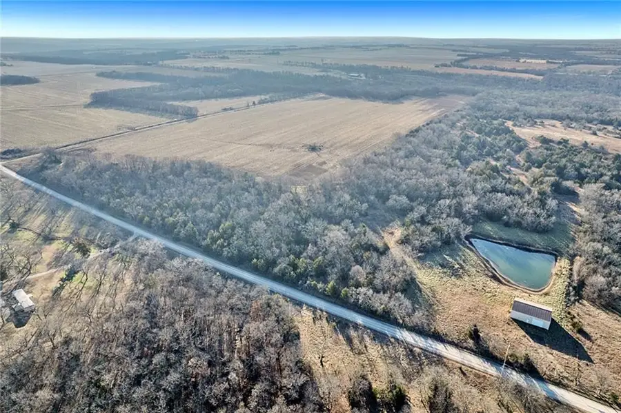 548 Kingman Road, Quenemo, KS 66528 - Image #3