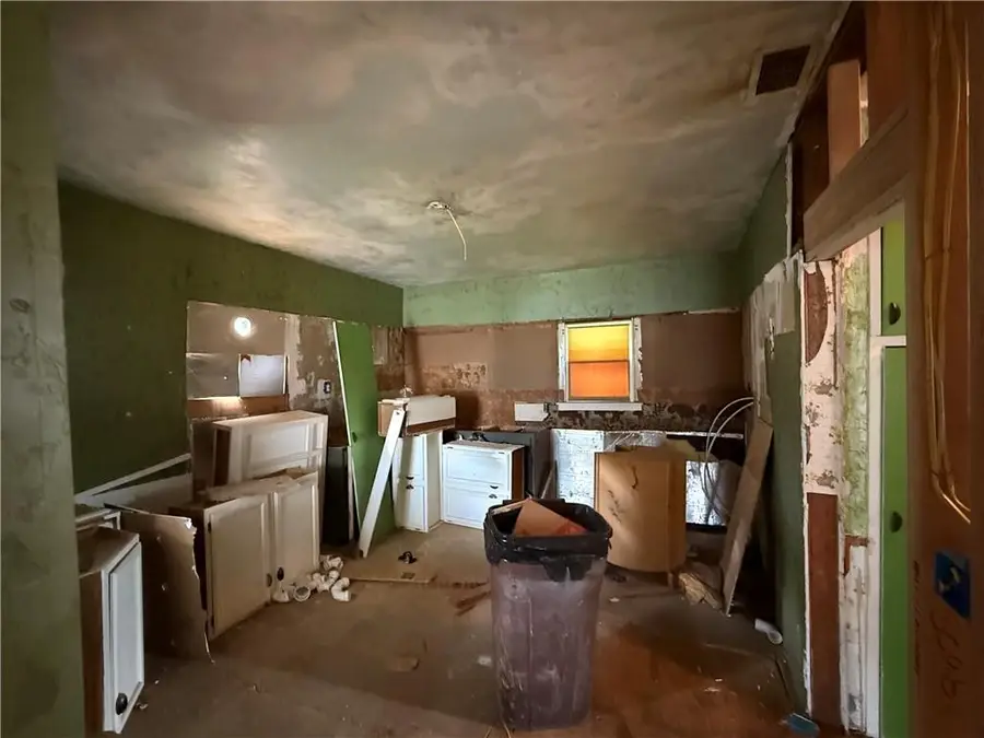 202 6th Avenue S, Greenwood, MO 64034 - Image #3