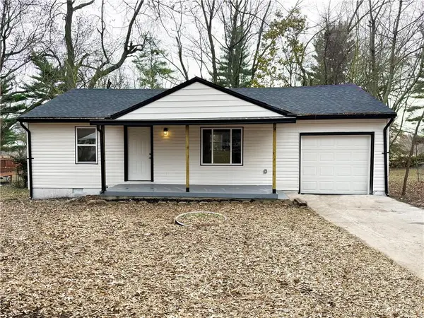 9003 E 75th Street, Raytown, MO 64133