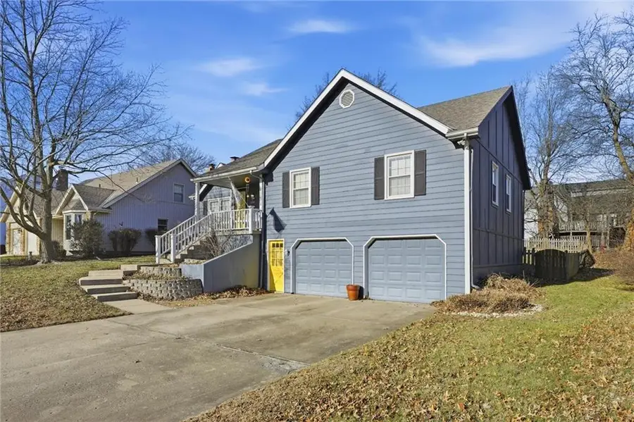 1004 SE 5th Terrace, Lees Summit, MO 64063 - Image #3