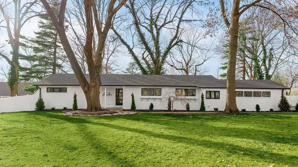 6914 Glenwood Street, Overland Park, KS 66204