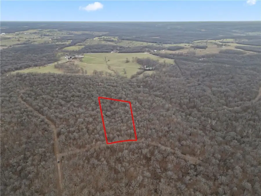 Tim Road, Edwards, MO 65326 - Image #2