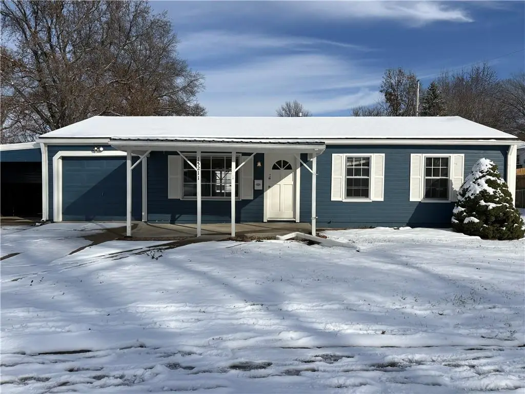 15211 Bellaire Avenue, Grandview, MO 64030 - Image #1