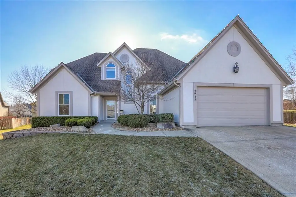 18235 W 156 Street, Olathe, KS 66062 - Image #1