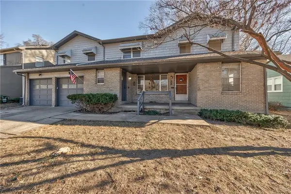 7625 Baltimore Avenue, Kansas City, MO 64114