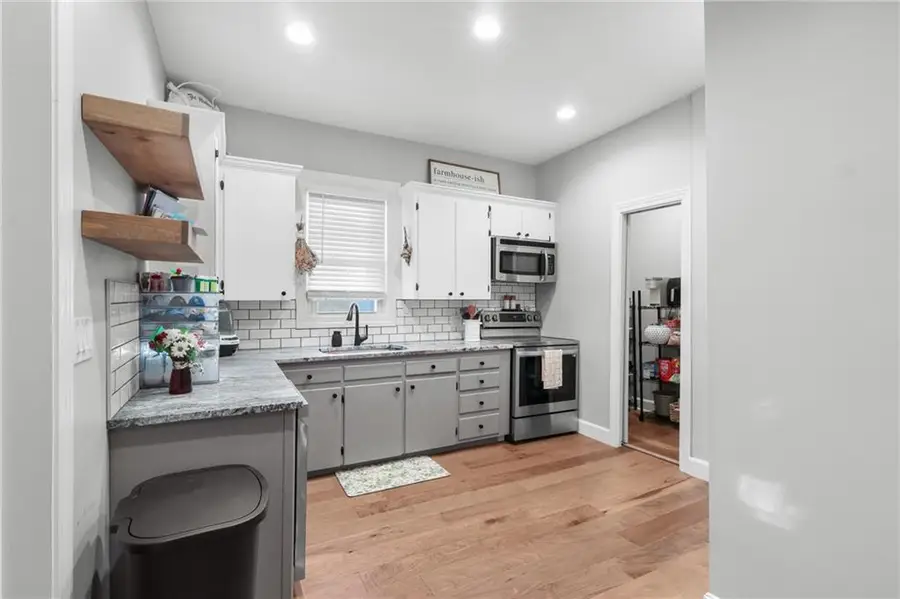 103 E Shawnee Street, Paola, KS 66071 - Image #3