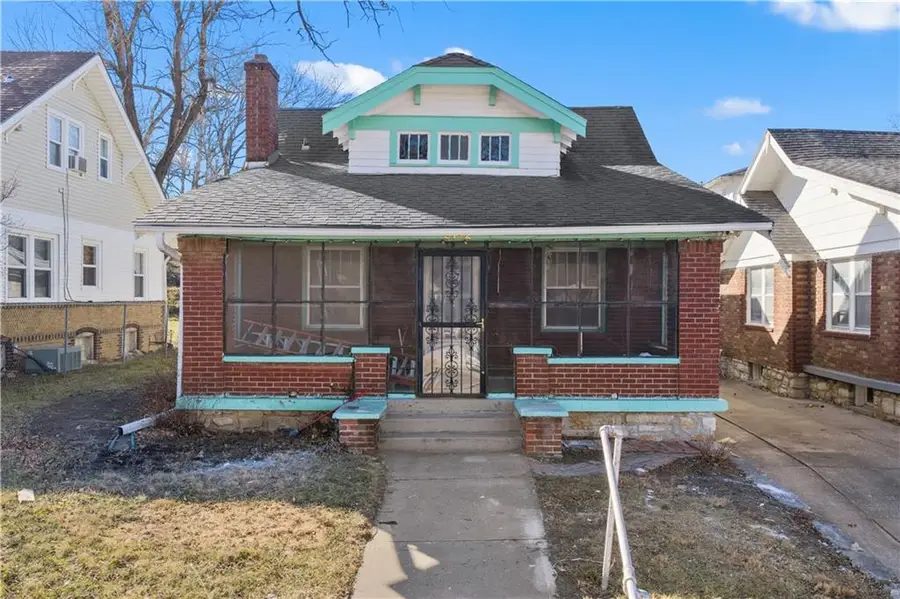 5142 Brookwood Avenue, Kansas City, MO 64110 - Image #2