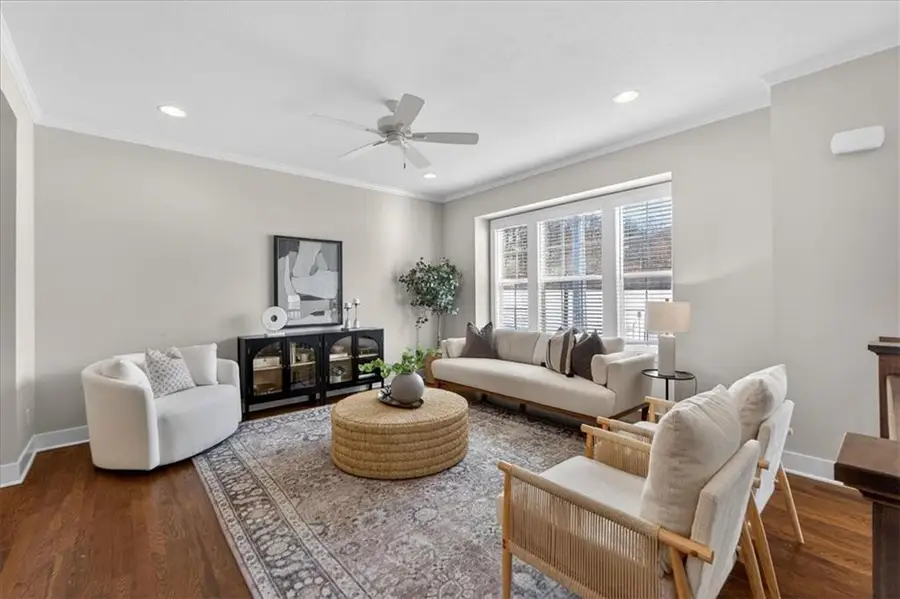 3110 Howell Street, North Kansas City, MO 64116 - #2