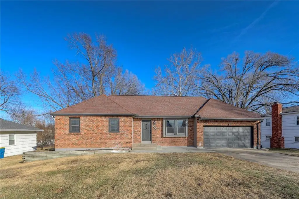 319 Glendale Road, Liberty, MO 64068 - Image #1