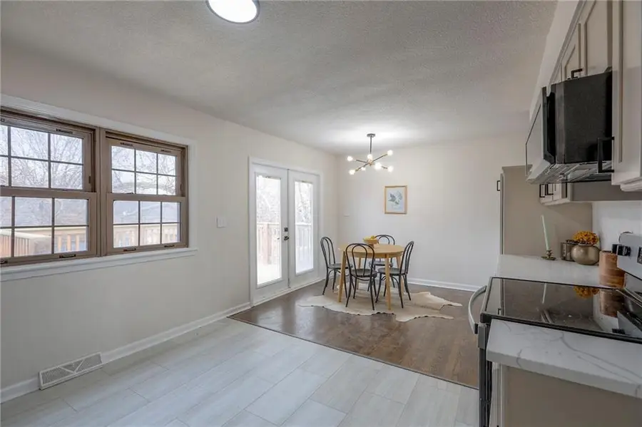 319 Glendale Road, Liberty, MO 64068 - Image #3