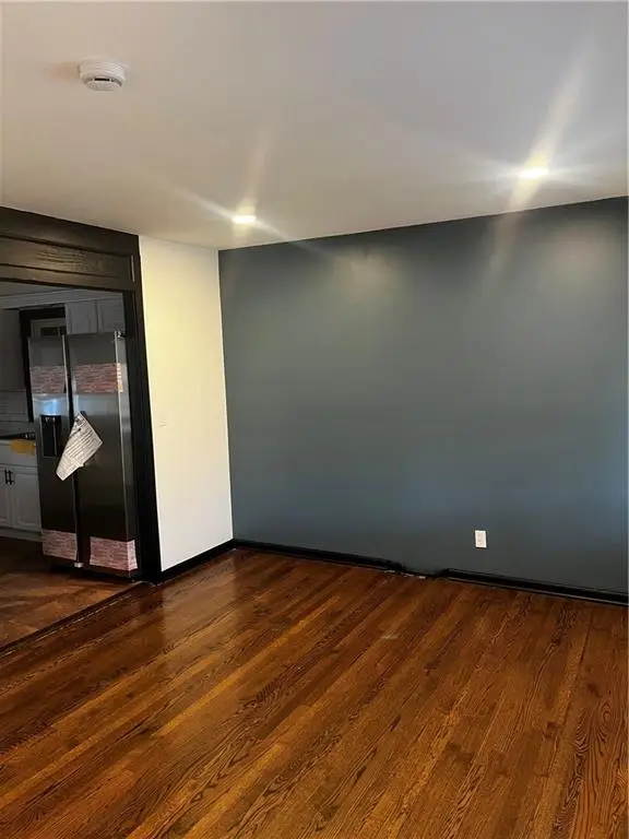 4326 Laurel Avenue, Kansas City, MO 64133 - Image #3