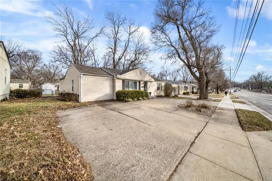 7335 Nall Avenue, Prairie Village, KS 66208 - Image #2