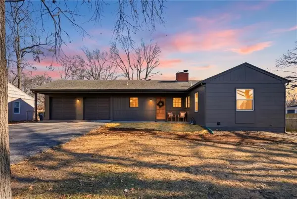 7619 Terrace Street, Kansas City, MO 64114