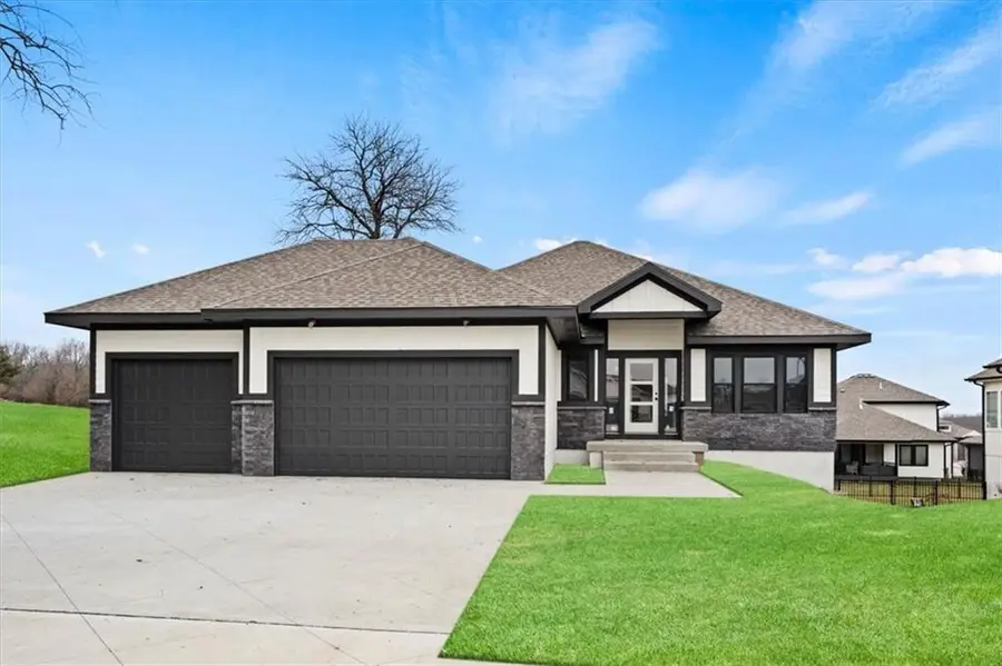 3222 SW Enoch Street, Lees Summit, MO 64082 - #2