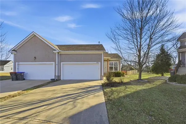 1305 159th Street, Basehor, KS 66007