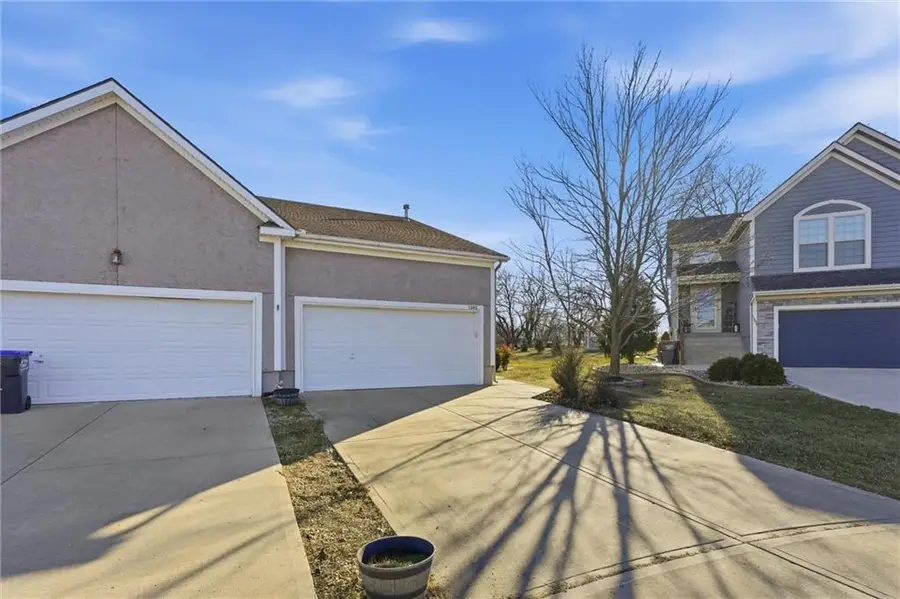 1305 159th Street, Basehor, KS 66007 - Image #2
