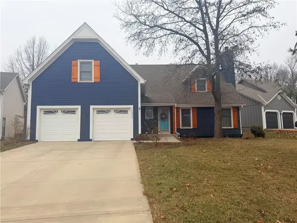 15332 Conser Street, Overland Park, KS 66223