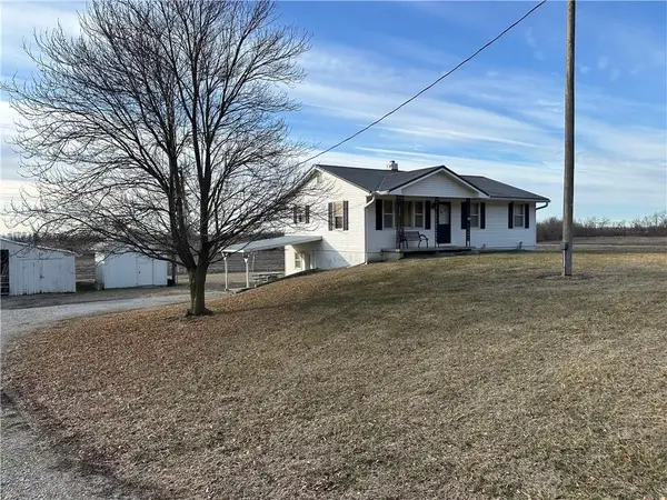 49465 Dd Highway, Norborne, MO 64668
