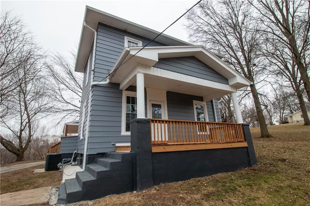 3013 S 29th Street, Saint Joseph, MO 64503 - Image #1