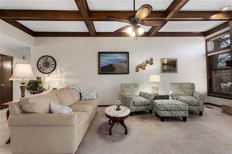 7806 N Woodland Avenue, Kansas City, MO 64118 - Image #3