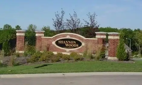 1946 Woodridge Drive, Leavenworth, KS 66048