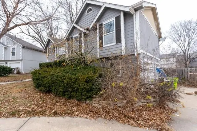 703 York Drive, Belton, MO 64012 - #2