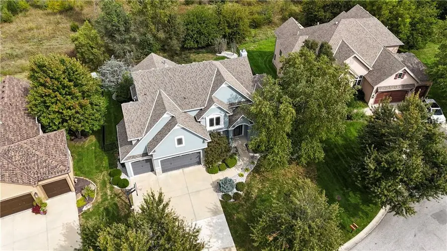 16808 Bluejacket Street, Overland Park, KS 66221 - #2