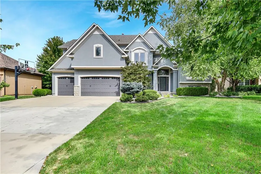 16808 Bluejacket Street, Overland Park, KS 66221 - #3