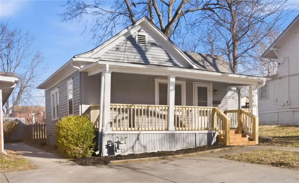 2908 W 44th Avenue, Kansas City, KS 66103 - Image #1