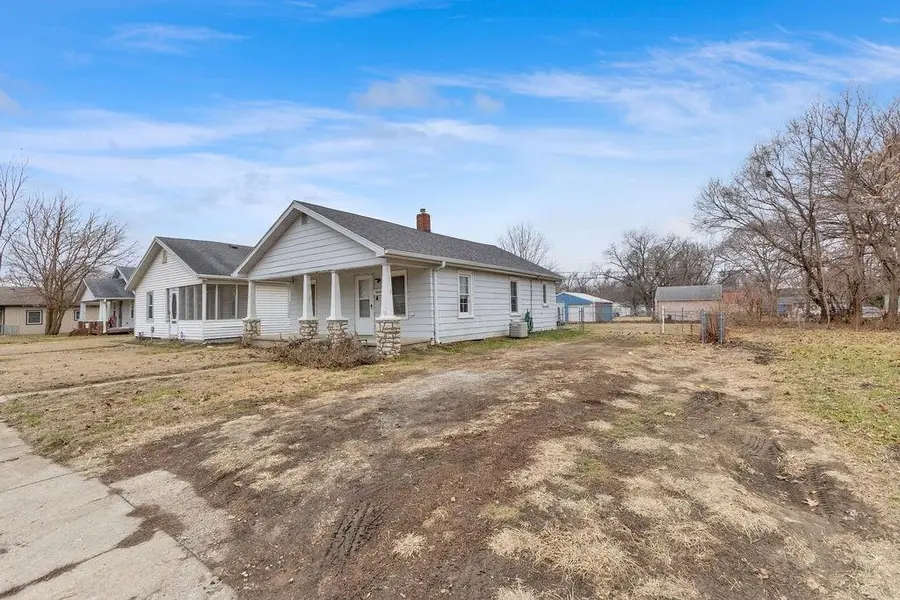 6620 Carnegie Street, Saint Joseph, MO 64504 - #3