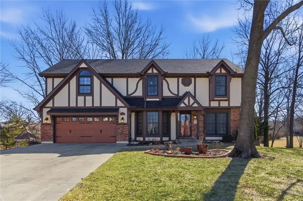 1033 Oxford Court, Leavenworth, KS 66048 - #1