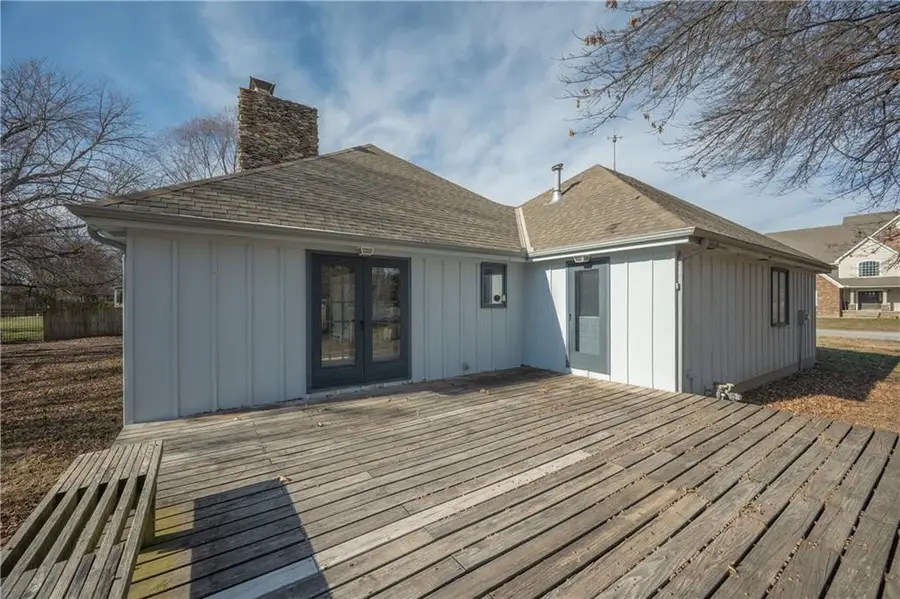 603 Lakeside Court, Girard, KS 66743 - Image #3