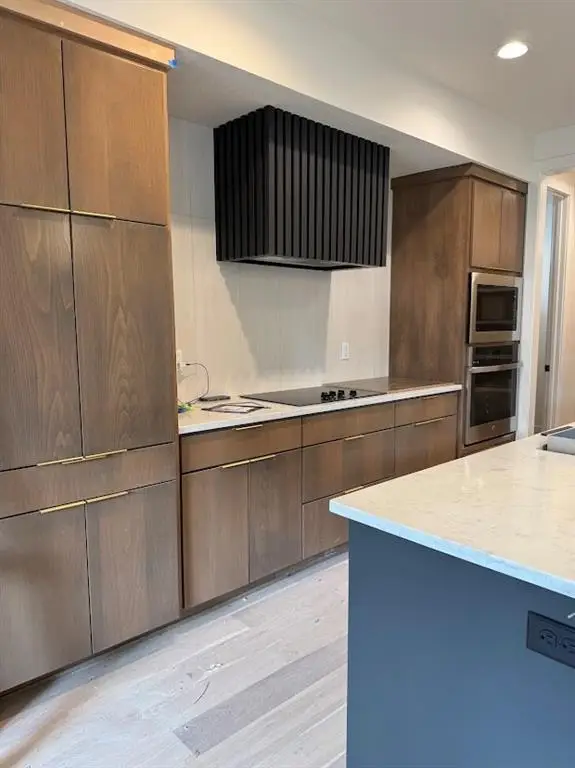 15637 W 165th Street, Olathe, KS 66062 - Image #2