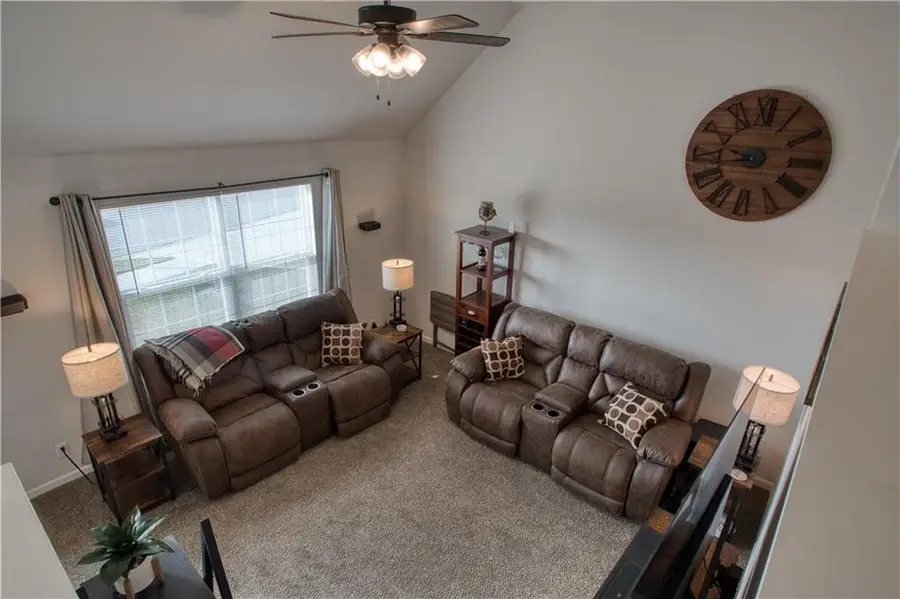 715 Shane Lane, Belton, MO 64012 - #3